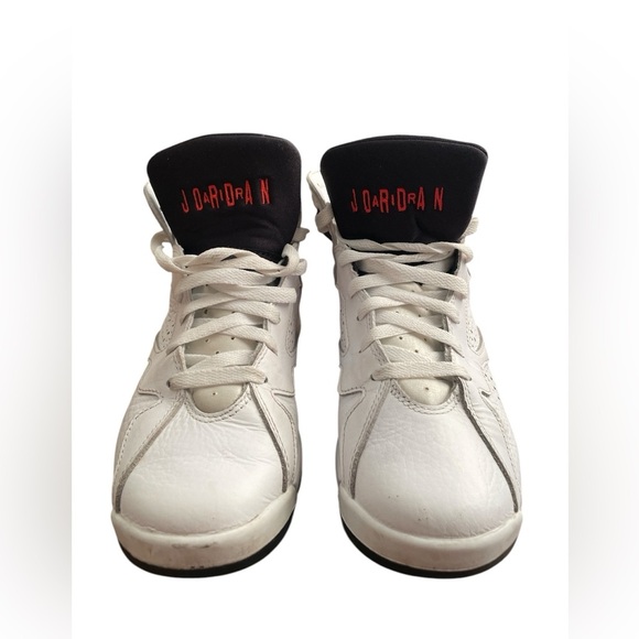 Air Jordan 7 Retro Sneakers - Picture 3 of 4